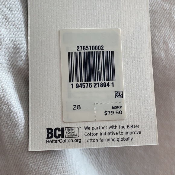 Levis Denim Skirt - Picture 6 of 6